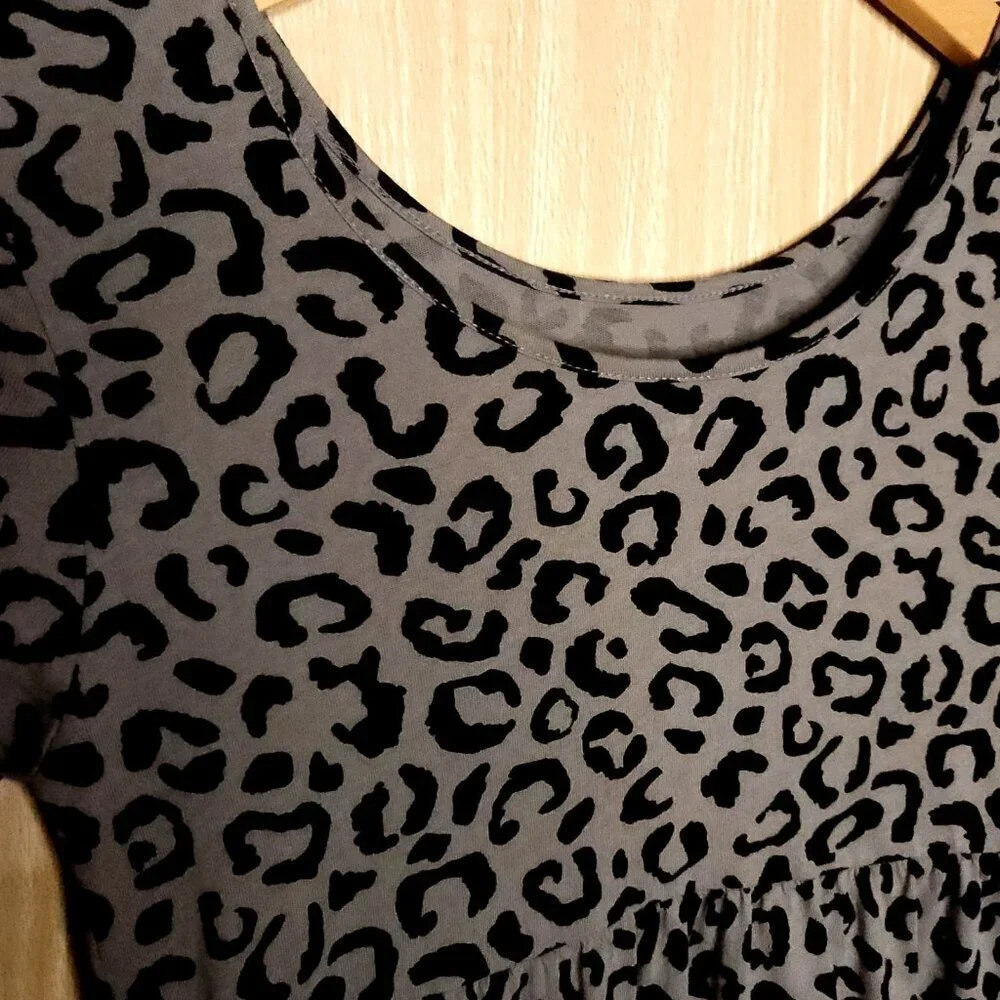 Old Navy Girls Black Grey Leopard Print Knit Dress 10-12